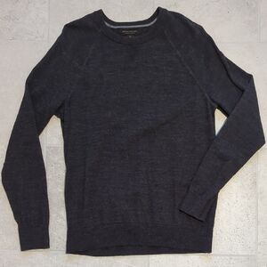 BR Men's Organic Crewneck Sweater